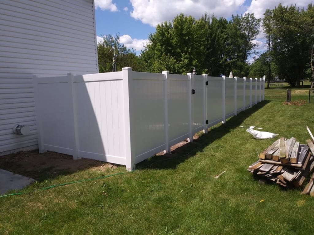 Fence contractor Installation Apple valley Mn