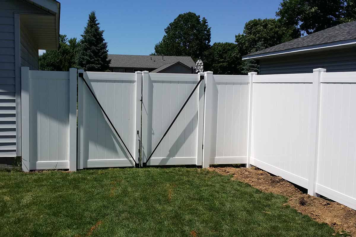 Automatic Driveway Gates Vinyl