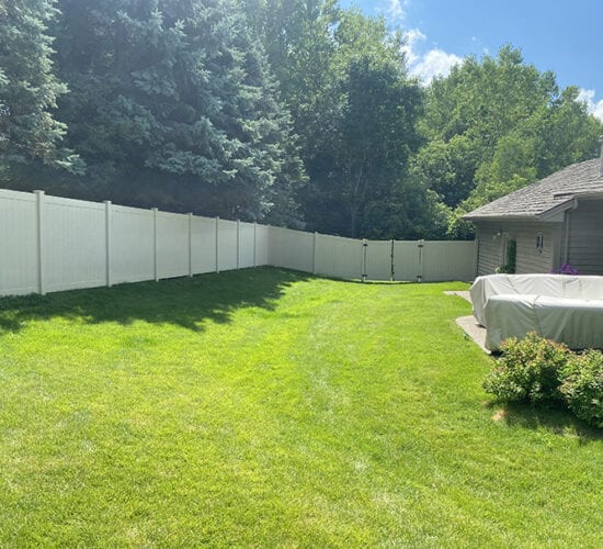 Tan Vinyl Privacy Fencing Mn (10)