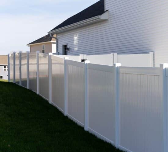 Vinyl Fence Installation Contractors near CHAMPLIN mn