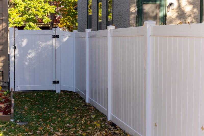 Vinyl Fence Installation Contractor New Hope,, MN